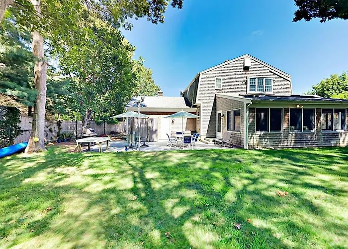 Wharf Side Hideout